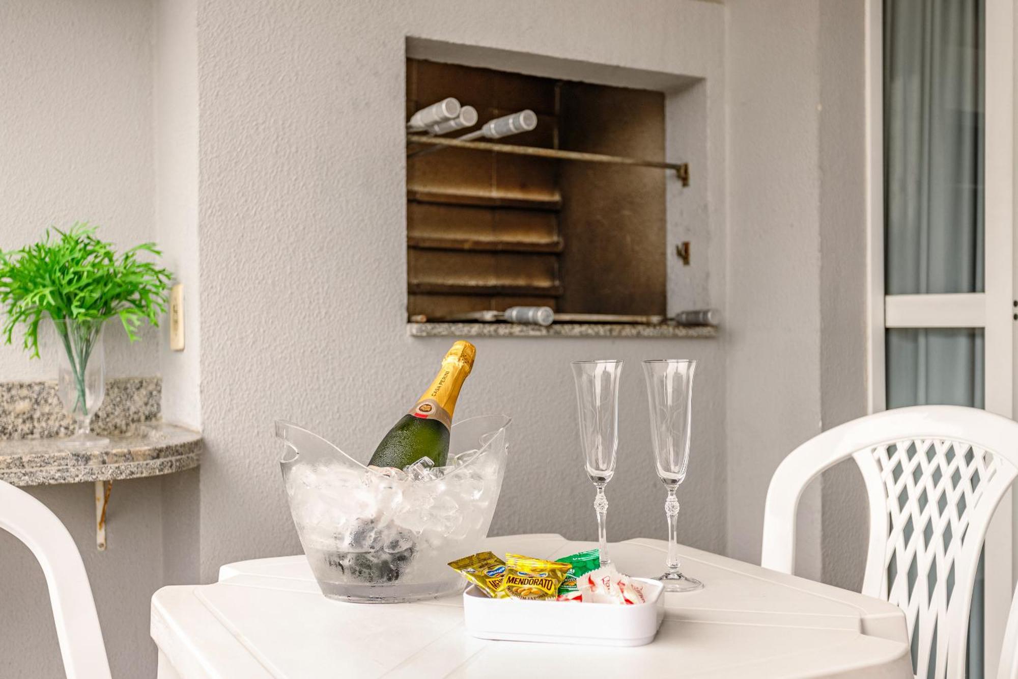 Jurere Summer - Vista Do Mar - Proximo Vila Gastronomica ฟลอเรียนอโปลิส ภายนอก รูปภาพ
